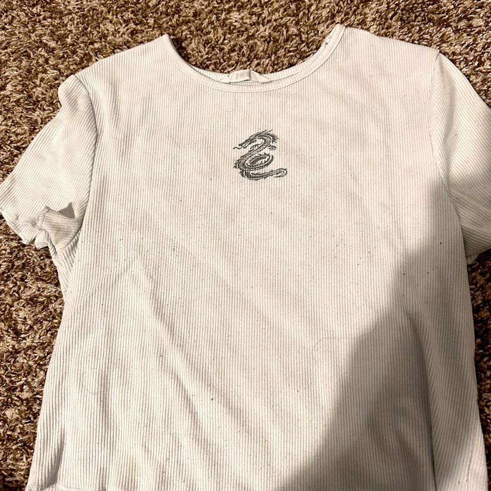 white dragon lettuce tee